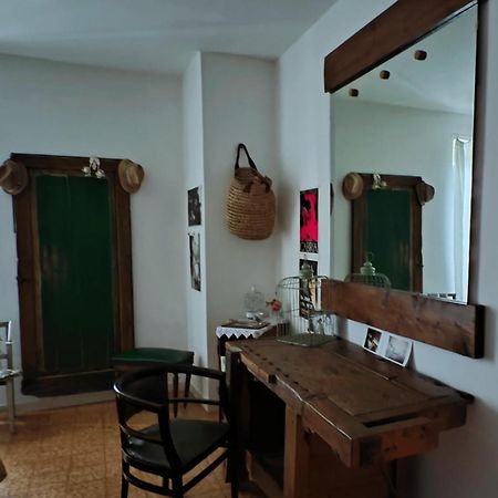 B&B Lamagia Di Corte Moronati Сирмионе Экстерьер фото