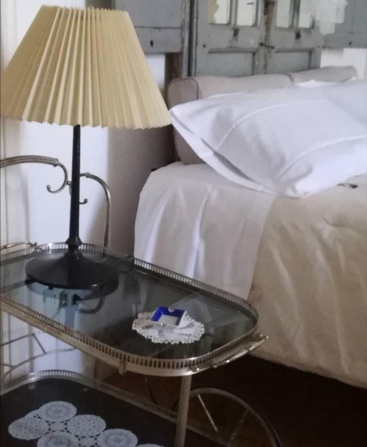 B&B Lamagia Di Corte Moronati Сирмионе Экстерьер фото