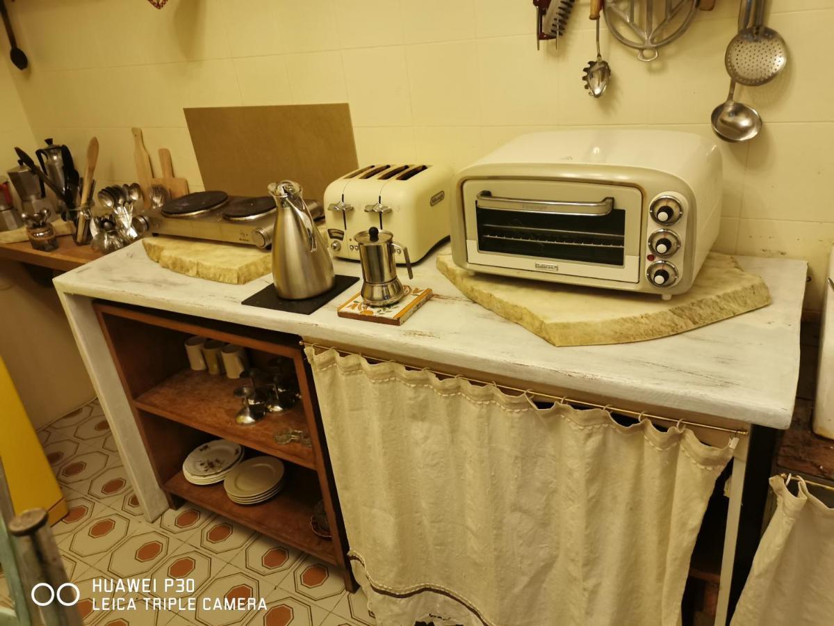 B&B Lamagia Di Corte Moronati Сирмионе Экстерьер фото