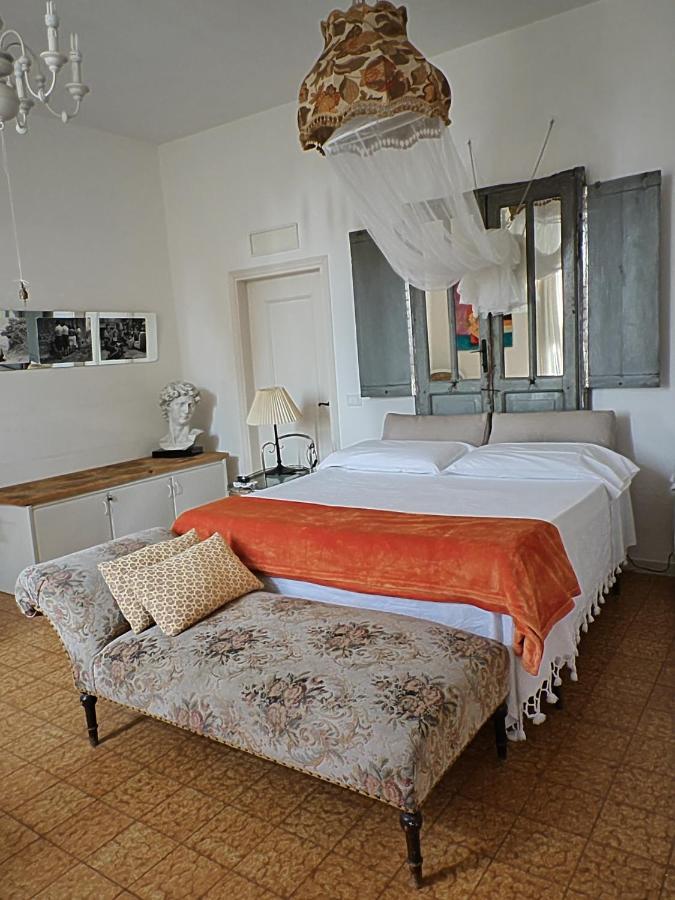 B&B Lamagia Di Corte Moronati Сирмионе Экстерьер фото