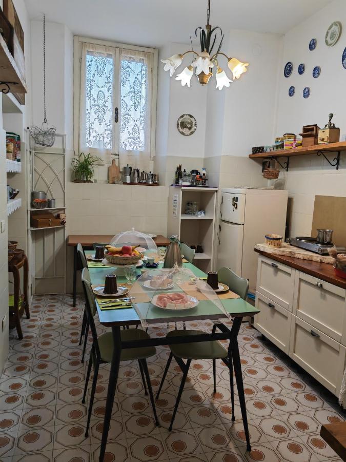 B&B Lamagia Di Corte Moronati Сирмионе Экстерьер фото