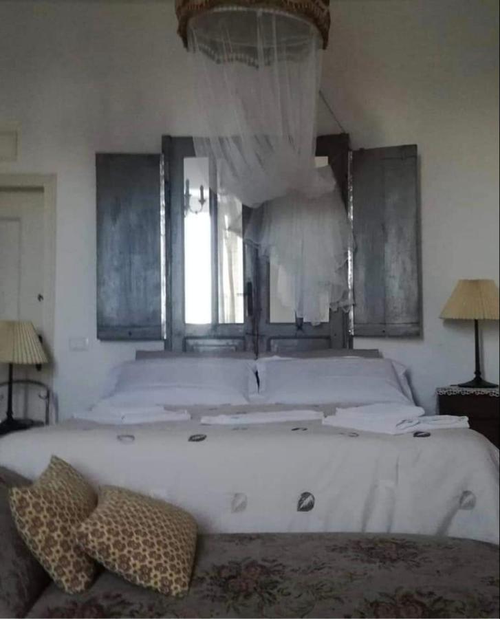 B&B Lamagia Di Corte Moronati Сирмионе Экстерьер фото