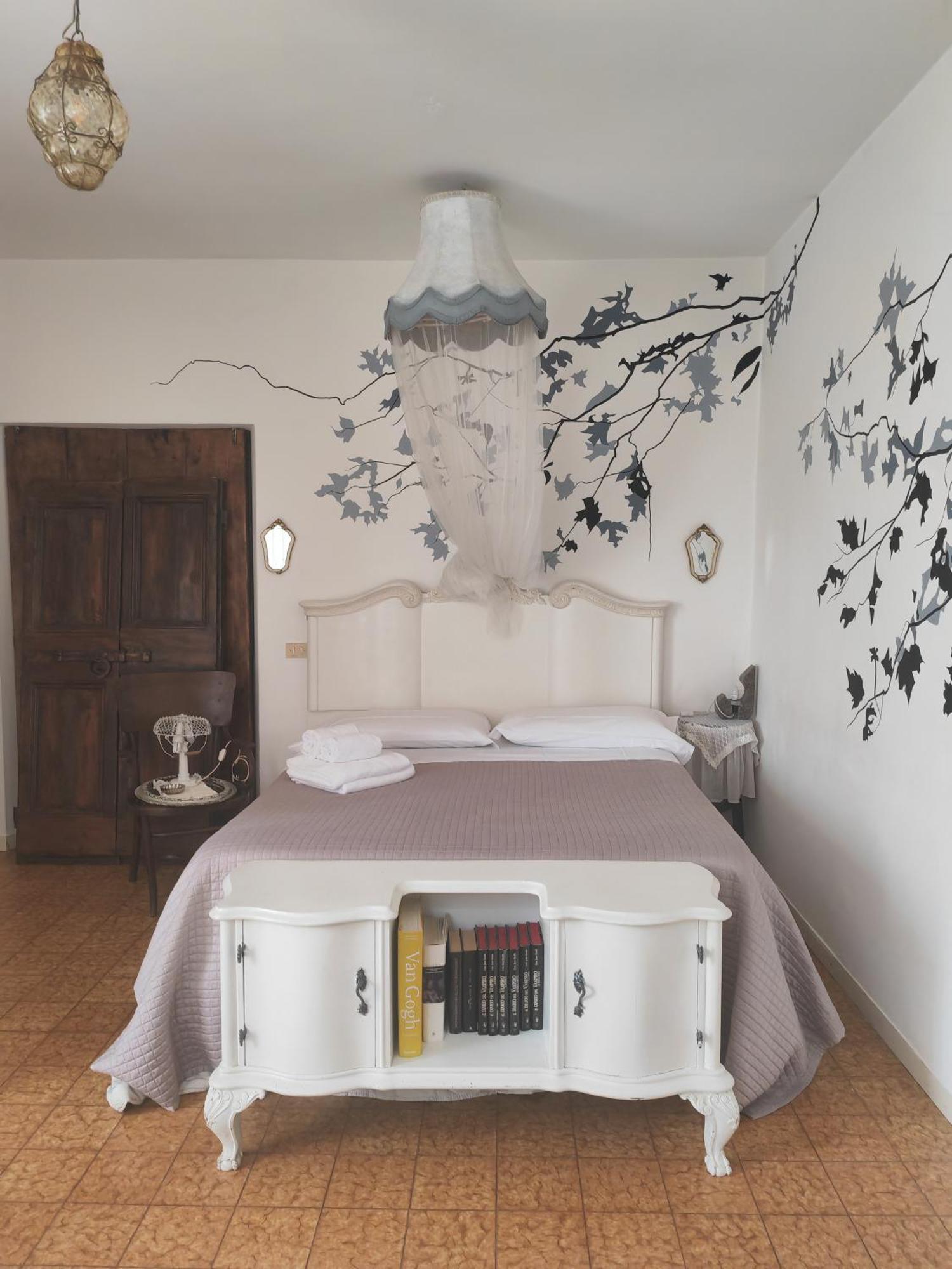 B&B Lamagia Di Corte Moronati Сирмионе Экстерьер фото